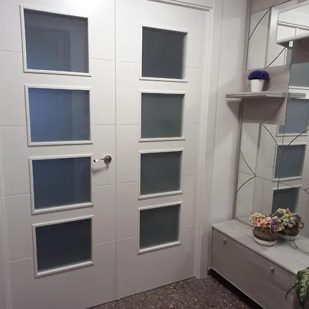 Apartment Sunny Penthouse L'Hospitalet de Llobregat